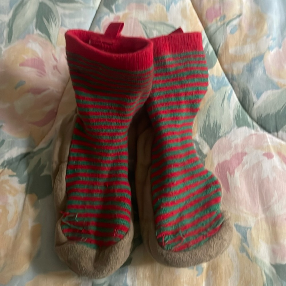 Holiday slippers